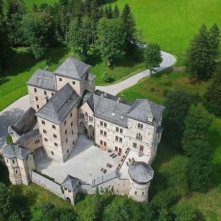 Schlossresidenz Fischhorn Bruck an der Grossglocknerstrasse Exterior photo